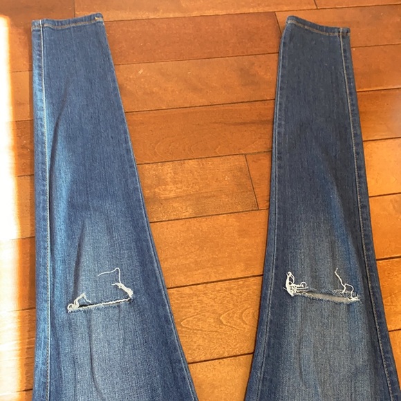 🔴 SOLD Medium blue wash jeans - Picture 2 of 6